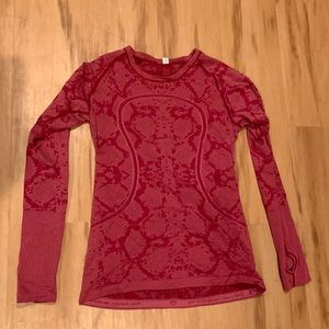 Lululemon size 10 running shirt red